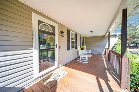Exterior - 281 Portage Path, Willard, OH 44890 photo 6 of 22