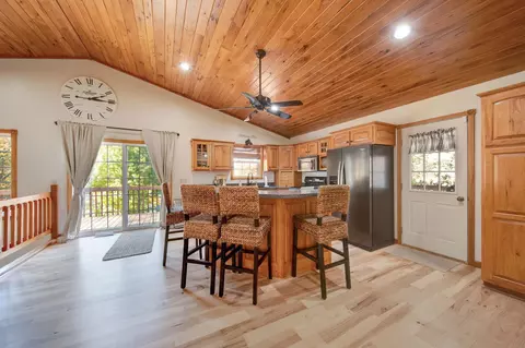 Kitchen - 281 Portage Path, Willard, OH 44890 photo 5 of 5