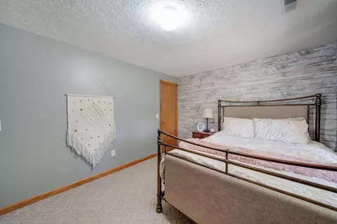 Bedroom - 281 Portage Path, Willard, OH 44890 photo 6 of 6