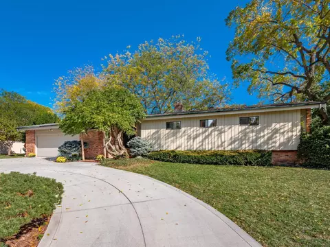 2786 N Star Rd, Columbus, OH 43221