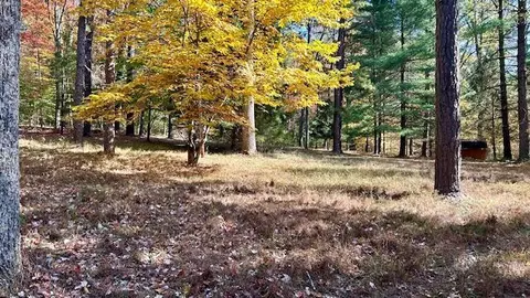 17000 State Forest Rd, Laurelville, OH 43135