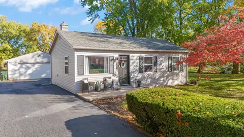 672 Stockbridge Rd, Columbus, OH 43207