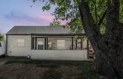 2826 Pontiac St, Columbus, OH 43211