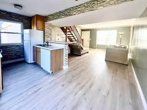 Kitchen - 1248 Cedarledge Ln, Galloway, OH 43119 photo 9 of 10