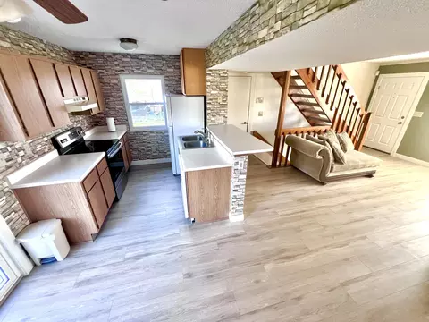 Kitchen - 1248 Cedarledge Ln, Galloway, OH 43119 photo 1 of 10