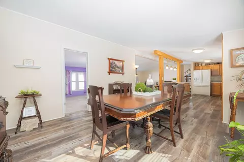 Dining - 21 Winter Pine Dr, Delaware, OH 43015 photo 2 of 2
