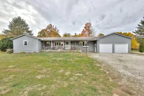 3519 Simmons Church Rd, Centerburg, OH 43011