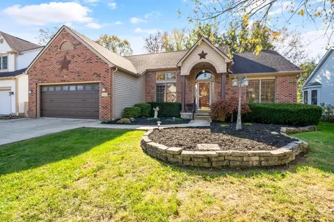 1856 Deer Crossing Dr, Marysville, OH 43040