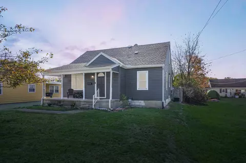 1610 Cedar Hill Rd, Lancaster, OH 43130