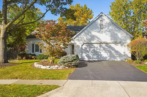 7325 Palmleaf Ln, Columbus, OH 43235