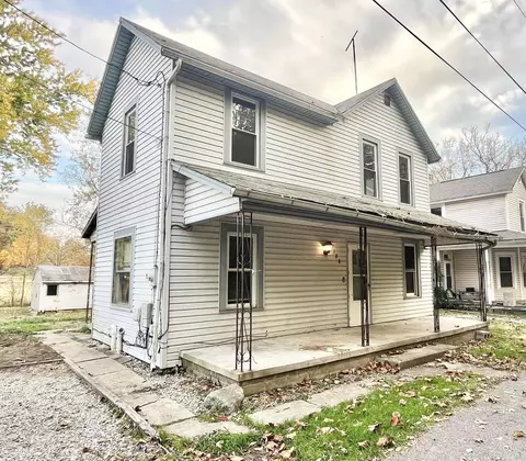 100 Hocking St, Sugar Grove, OH 43155