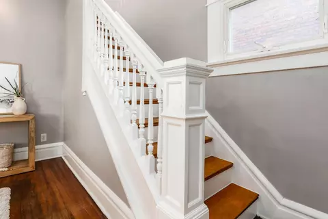 Entry Way - 327 E Moler St, Columbus, OH 43207 photo 1 of 2