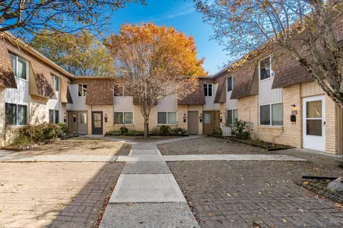 7270-7292 Broadwyn Dr, Reynoldsburg, OH 43068