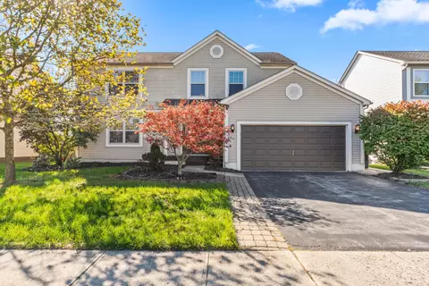 4393 Knoll Crest Dr, Grove City, OH 43123