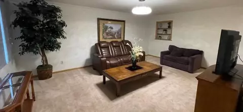 Living - 4876 Vanlear Rd, Columbus, OH 43229 photo 1 of 2