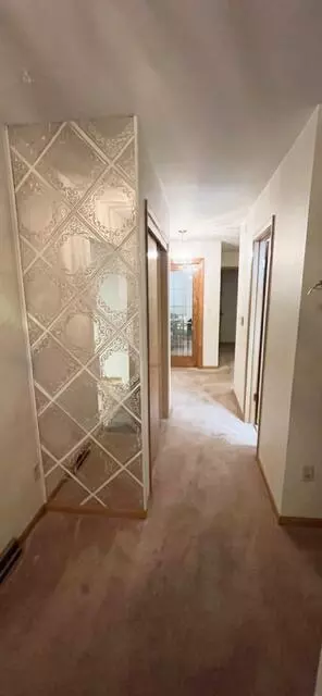 Entry Way - 4876 Vanlear Rd, Columbus, OH 43229 photo 2 of 3