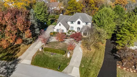 View/Area - 1554 Heatherwae Loop, Powell, OH 43065 photo 2 of 4
