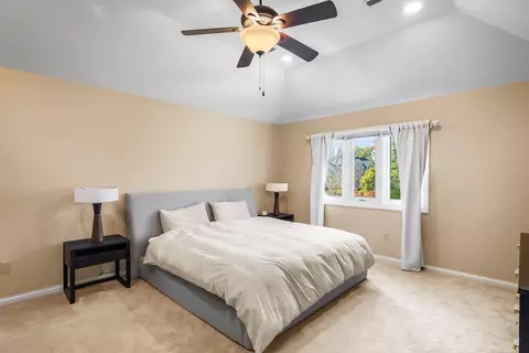 Bedroom - 1554 Heatherwae Loop, Powell, OH 43065 photo 2 of 11