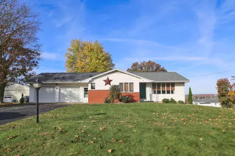 14171 Nelson Dr, Mount Vernon, OH 43050