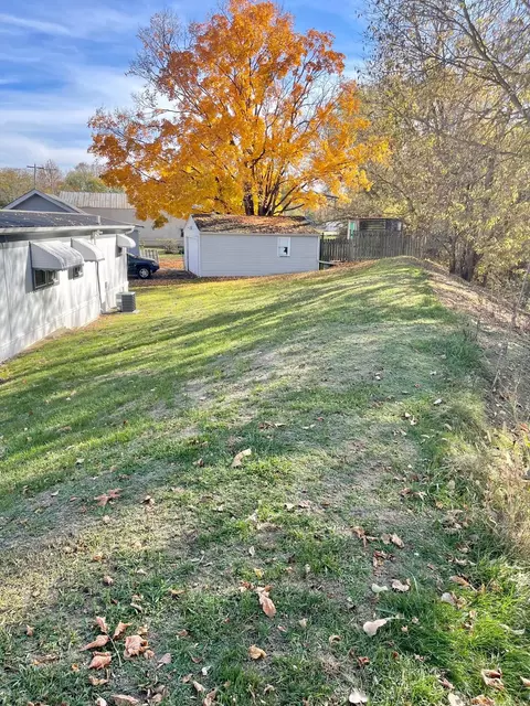 Exterior - 303 Eagle Ave, Lancaster, OH 43130 photo 8 of 8
