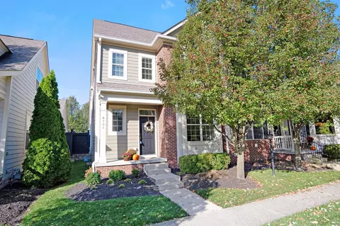 6701 Hobbs Landing Dr E #16, Dublin, OH 43017