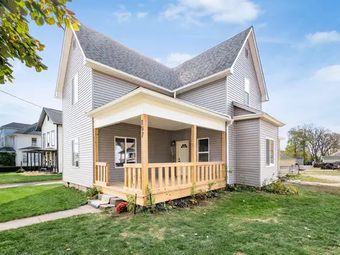 197 S Main St, London, OH 43140