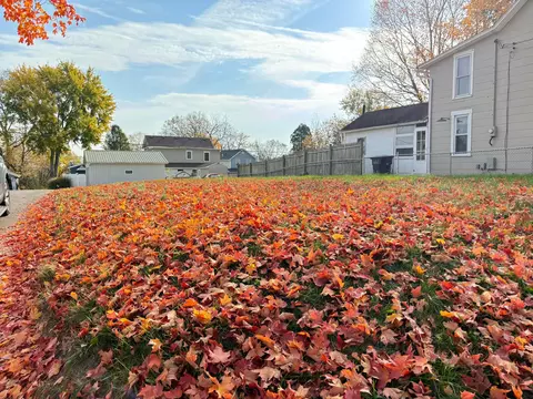 114 S Cedar Ave, Lancaster, OH 43130 photo 1