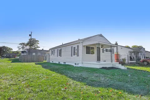 3552 Eisenhower Rd, Columbus, OH 43224