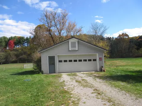Exterior - 4061 Tavener Rd SE, Heath, OH 43056 photo 7 of 18