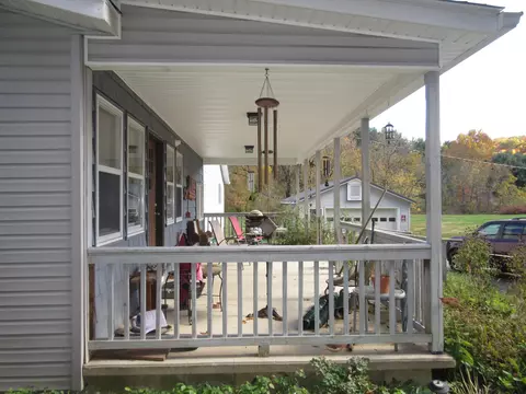 Exterior - 4061 Tavener Rd SE, Heath, OH 43056 photo 9 of 18