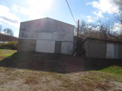 Exterior - 4061 Tavener Rd SE, Heath, OH 43056 photo 17 of 18