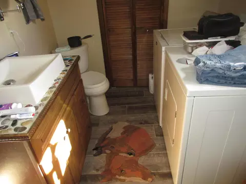 Bath - 4061 Tavener Rd SE, Heath, OH 43056 photo 3 of 5