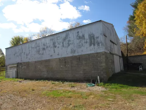 Exterior - 4061 Tavener Rd SE, Heath, OH 43056 photo 12 of 18