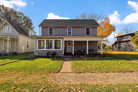 78 Market St, Carroll, OH 43112
