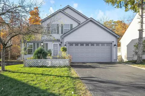 421 Barrington Rdg, Pataskala, OH 43062