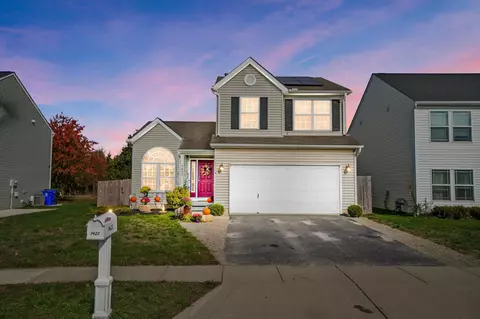 1422 Willow View Dr, Grove City, OH 43123