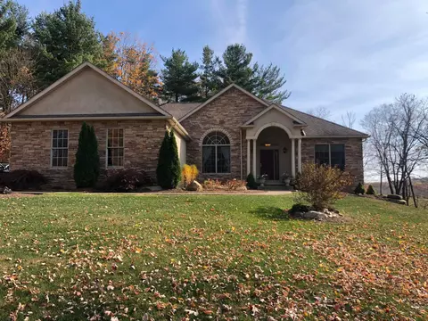 8936 Keys Rd, Mount Vernon, OH 43050