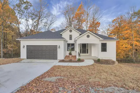394 Brentwood Dr NE, Newark, OH 43055