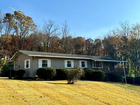 516 Baldwin Dr, Howard, OH 43028