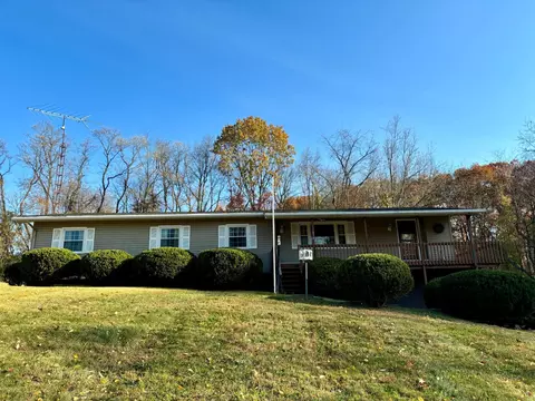 516 Baldwin Dr, Howard, OH 43028 photo 2