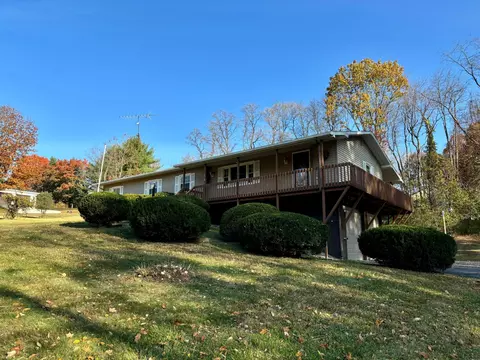 516 Baldwin Dr, Howard, OH 43028 photo 3