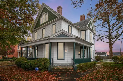 131 E Union St, Circleville, OH 43113