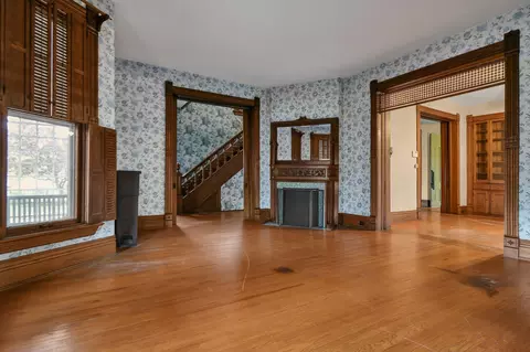 131 E Union St, Circleville, OH 43113 photo 8