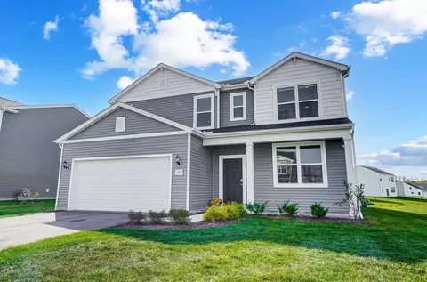 1209 Lake Forest Dr, Hebron, OH 43025