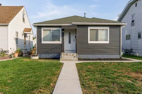 2658 Eakin Rd, Columbus, OH 43204