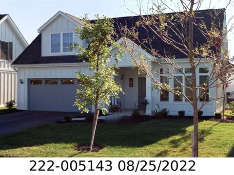 6906 Lobelia Dr, New Albany, OH 43054