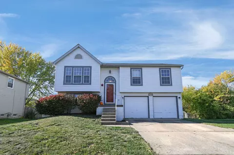 759 Carteret Dr, Columbus, OH 43228