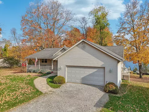 64 Gideon Ct, Howard, OH 43028