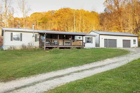 22172 Sams Creek Rd, Laurelville, OH 43135