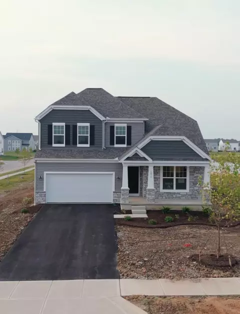 5816 Shadowfair Ln, Powell, OH 43065